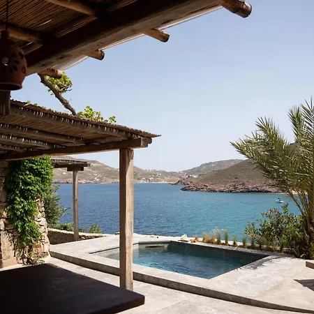 Albatros Club Mykonos Hotel 3*