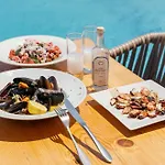 Albatros Club Mykonos Hotell 3*