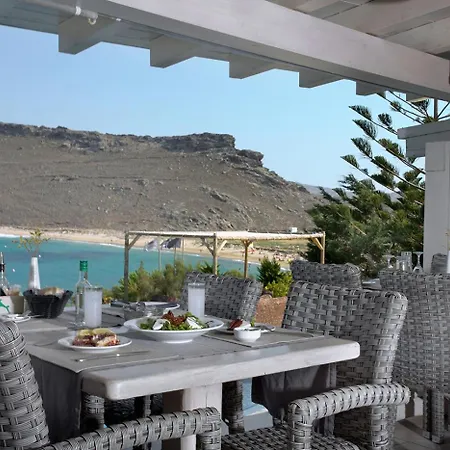 Albatros Club Mykonos Ξενοδοχείο 3*