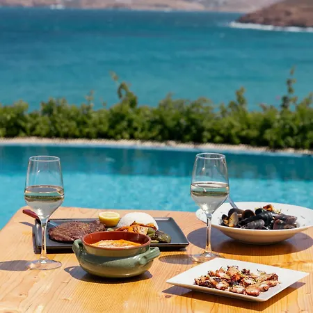Albatros Club Mykonos 3*