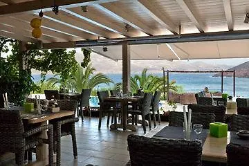 Albatros Club Mykonos Ξενοδοχείο 3*