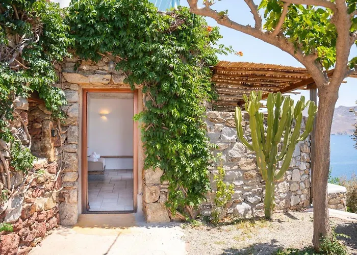 מלון Albatros Club Mykonos 3*