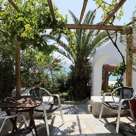 Albatros Club Mykonos Hotel 3*