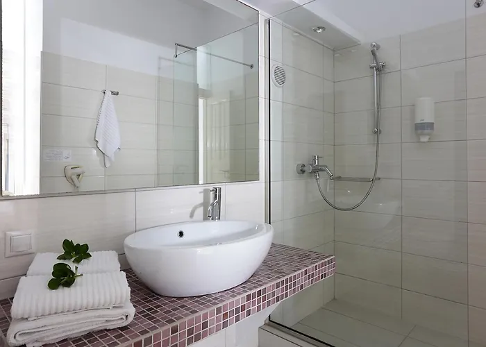 Albatros Club Mykonos فندق بانورموس ميكونو