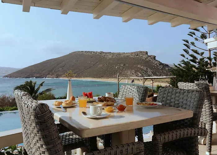 Albatros Club Mykonos 3* Panormos (Mykonos)