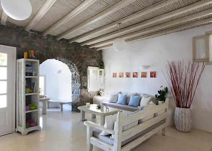 Albatros Club Mykonos Hotel