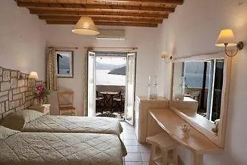 Albatros Club Mykonos 3* بانورموس ميكونو