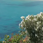 Отель Albatros Club Mykonos 3*