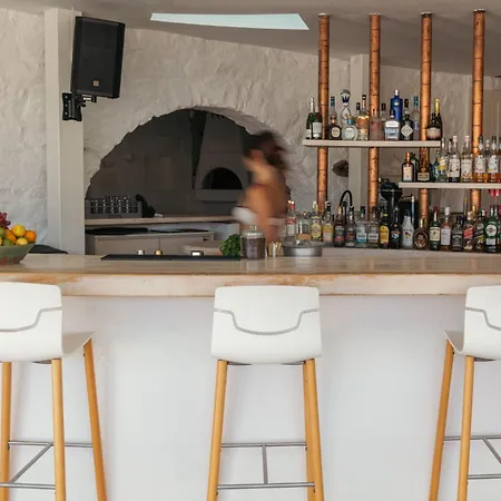 Albatros Club Mykonos Отель